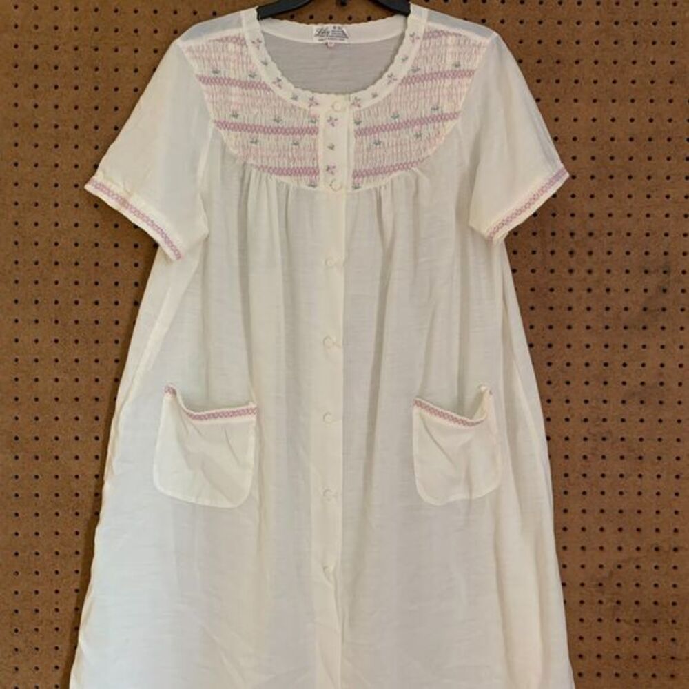 Vintage Lingerie Intimates House Dress Romantic Robe Cottagecore Granny White Lg
